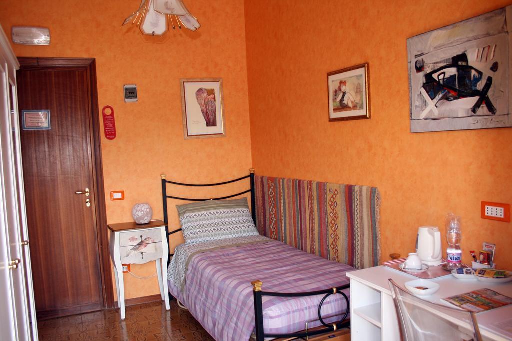 A Casa Di Gianna B&B Риети Экстерьер фото